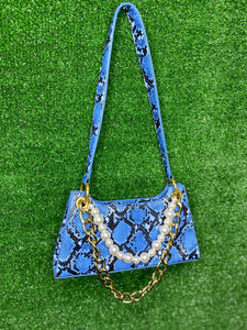 Chic Snake ( Blue)